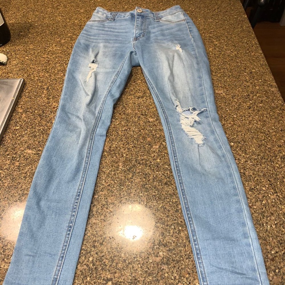 Ripped Skinny jeans